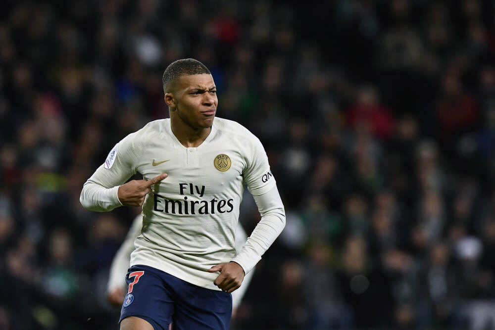 媒体人：广东三外援属于野马&需要缰绳拴着才会听话 徐杰不能下